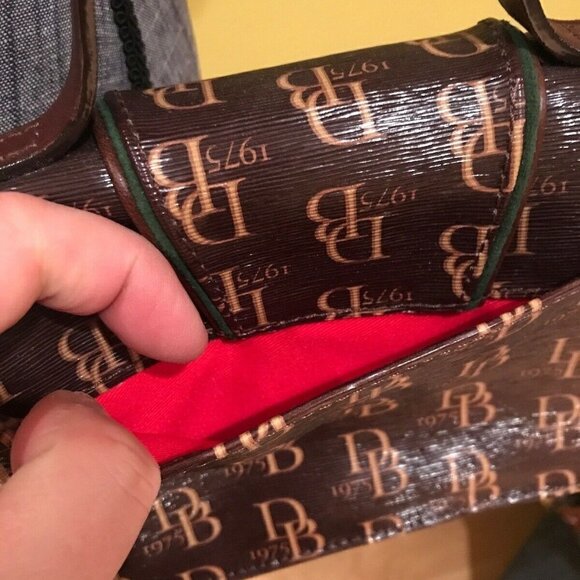 Dooney & Bourke Logo Coated Canvas Crossbody Hand Bag - Picture 11 of 16